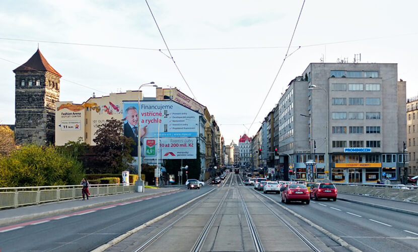 Revoluční ulice a Štefánikův most