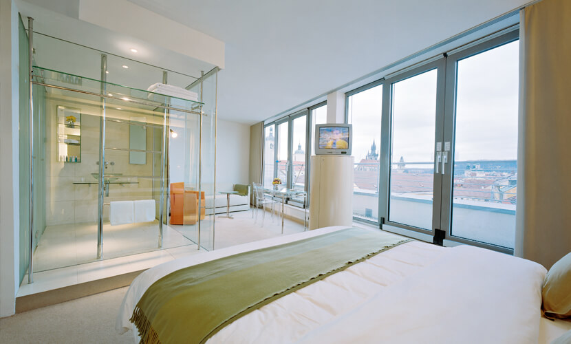 Prof. Ing. arch. Eva Jiřičná, CBE